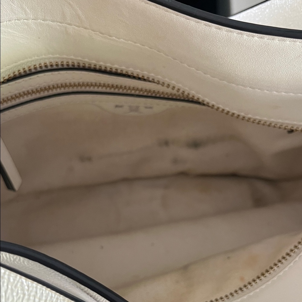 Tory Burch Cream Crossbody Bag with Gold Accent - Picture 6 of 12